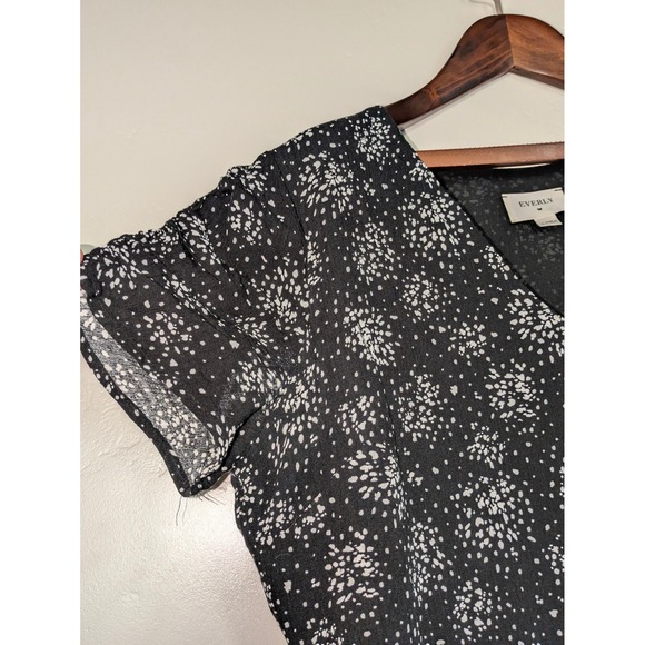 Everly Floral Midi Dress Short Sleeve V Neck Large Black White Tiered Lined - Picture 6 of 12